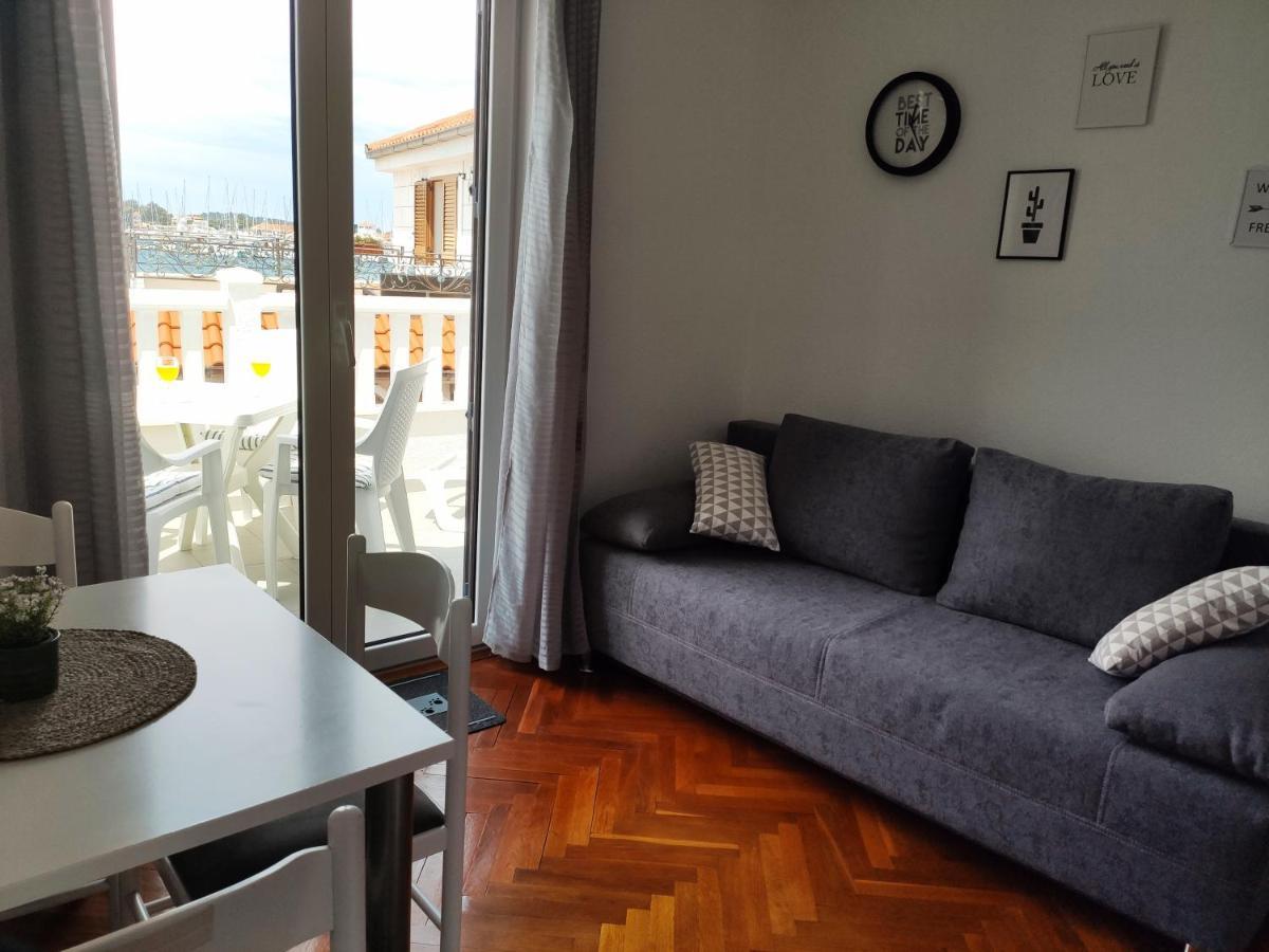 Apartman Marina II 罗戈兹尼察 外观 照片