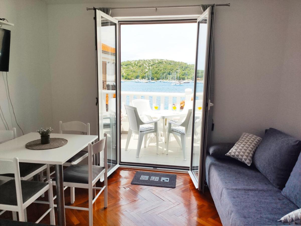 Apartman Marina II 罗戈兹尼察 外观 照片